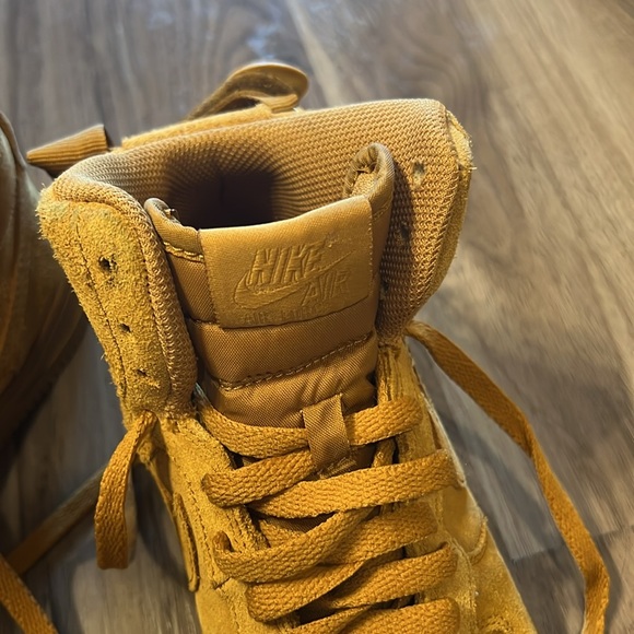 Air Force 1 high LV8 Wheat - Picture 8 of 10